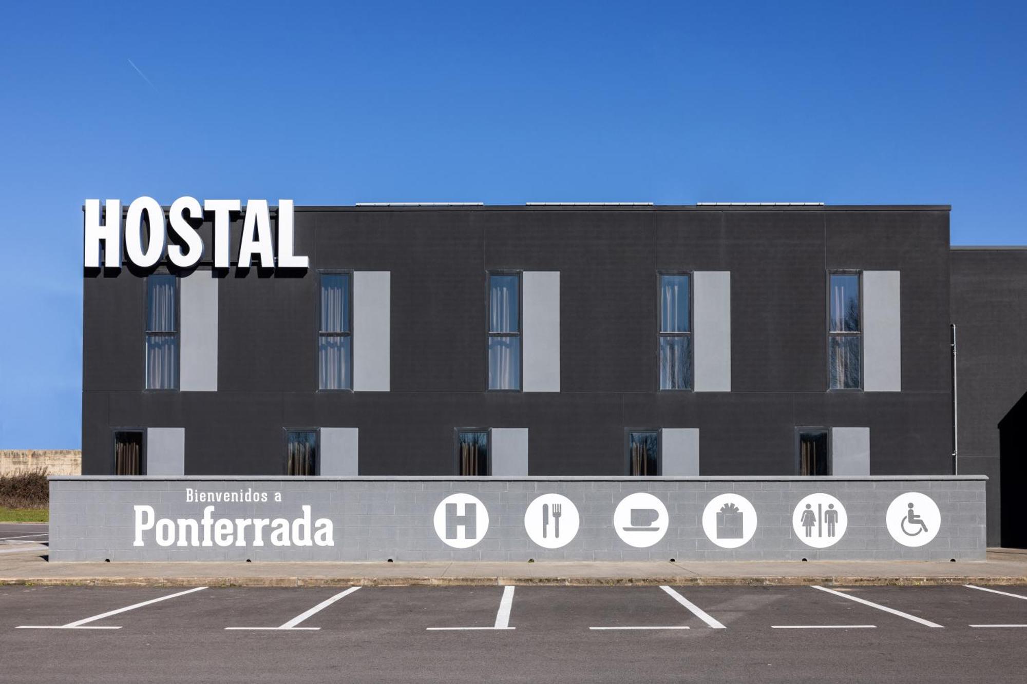 As Hoteles Ponferrada Колумбрианос Экстерьер фото